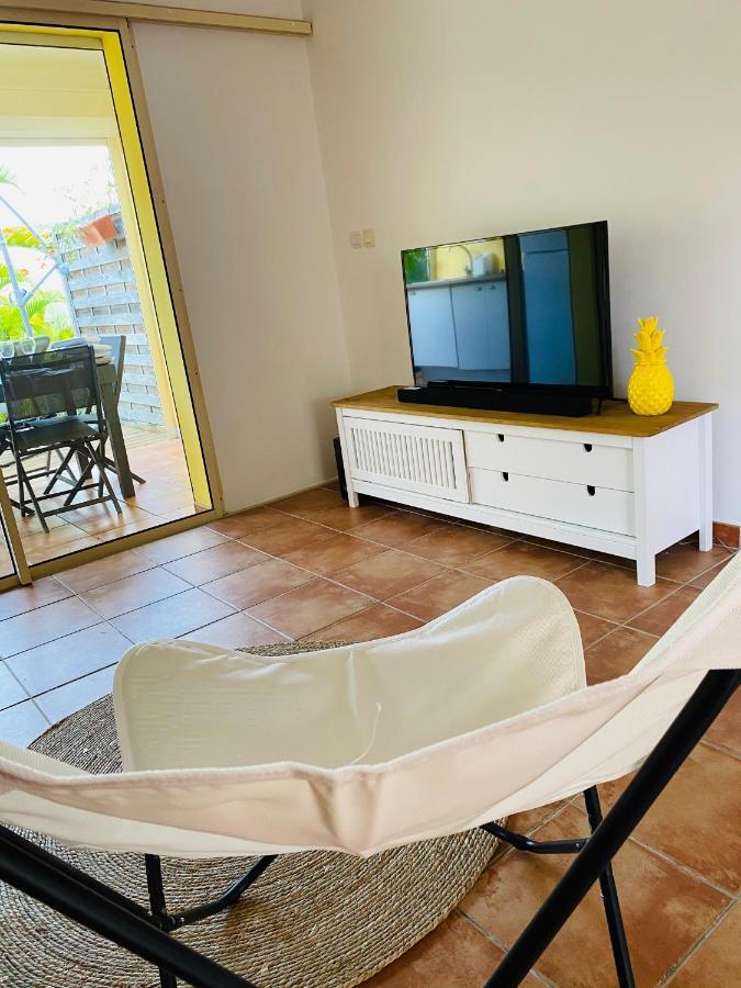 Maison Mitoyenne , Piscine,Citerne, Jardin, Parking, Plage Le Gosier  Exterior foto
